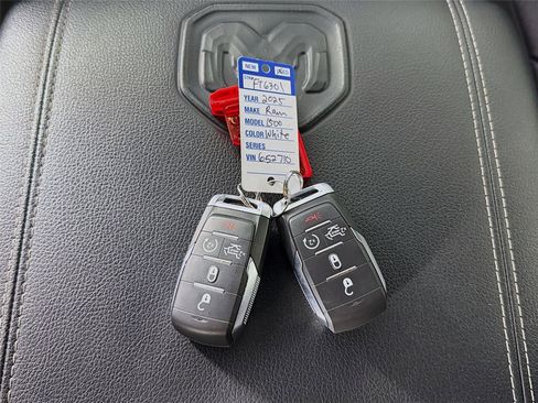 Used 2025 RAM 1500 Laramie w/ Bed Utility Group AWD/4WD image 32