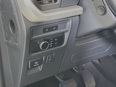 Used 2024 Ford Expedition Max XLT AWD/4WD image 13