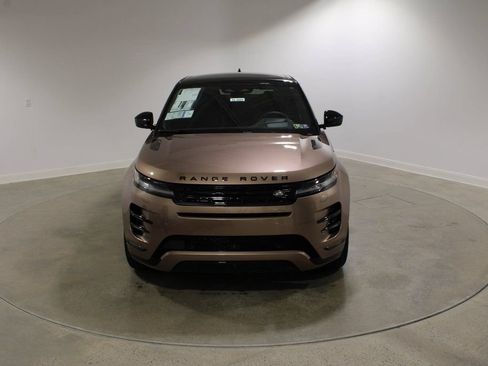 Used 2026 Land Rover Range Rover Evoque Dynamic SE AWD/4WD image 8