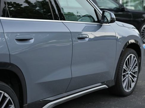 New 2026 BMW X1 xDrive28i w/ Technology Package AWD/4WD image 8