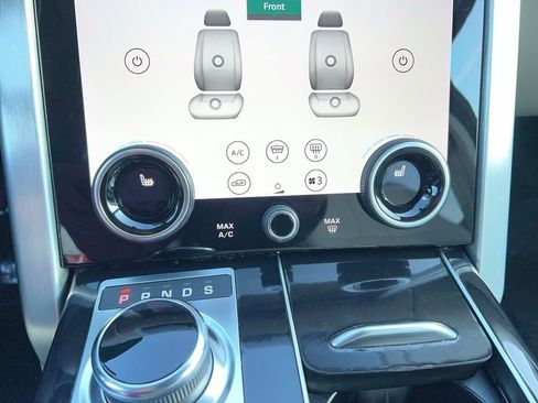 Used 2019 Land Rover Range Rover HSE image 42