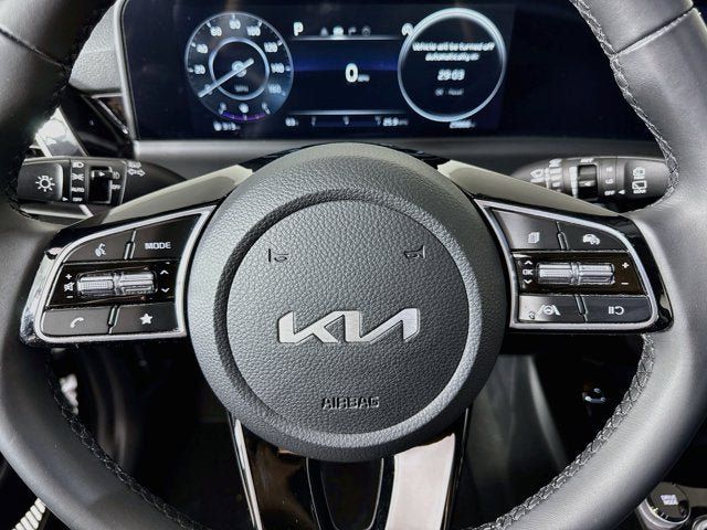Used 2024 Kia Seltos S AWD/4WD image 11