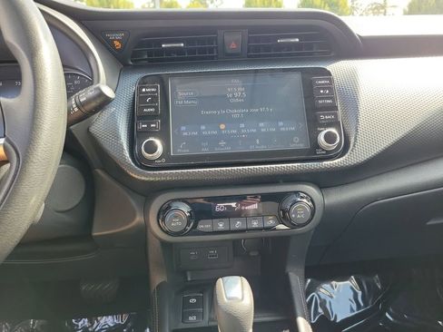 Used 2021 Nissan Kicks SV FWD image 14