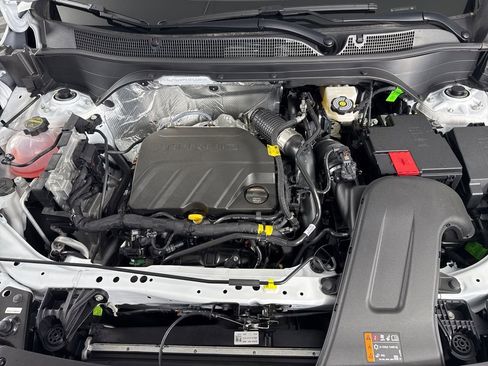 New 2026 Chevrolet Trax LS FWD image 9