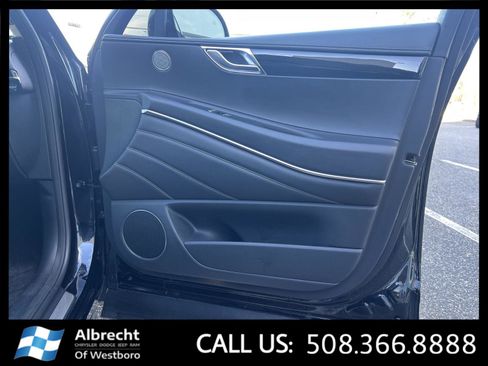 Used 2025 Genesis GV80 2.5T Standard image 22