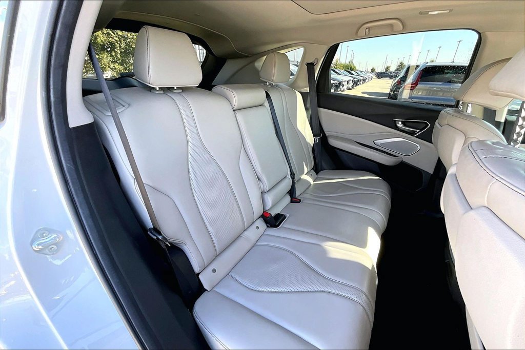 Used 2025 Acura RDX w/ Technology Package AWD/4WD image 32