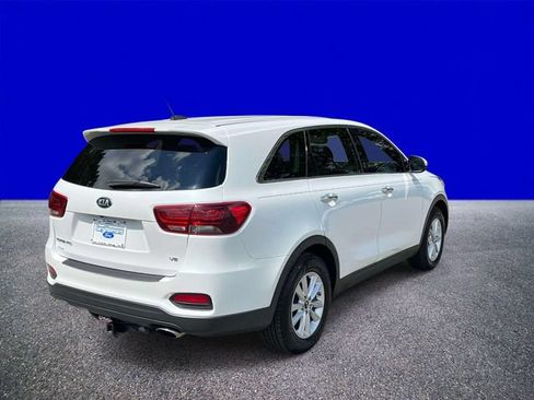 Used 2019 Kia Sorento FWD V6 image 3