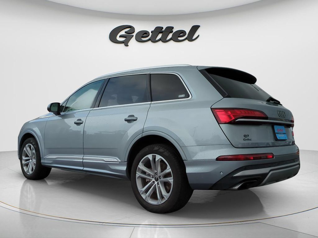 Used 2025 Audi Q7 3.0T Premium Plus AWD/4WD image 7