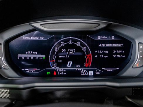 Used 2023 Lamborghini Urus Performante image 40