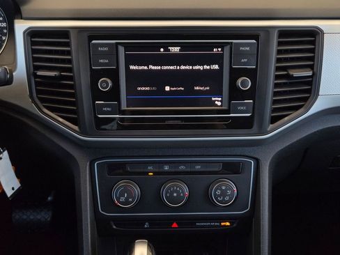 Used 2021 Volkswagen Atlas Cross Sport S image 16