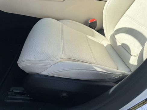 Used 2026 Mercedes-Benz C 300 Sedan image 17
