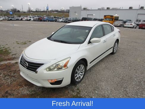 Used 2015 Nissan Altima 2.5 S w/ Power Driver Seat Package image 1