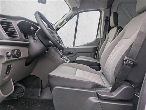 New 2026 Ford Transit 250 148 High Roof AWD image 4