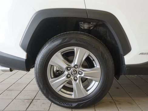 Used 2022 Toyota RAV4 XLE w/ Convenience Package AWD/4WD image 33