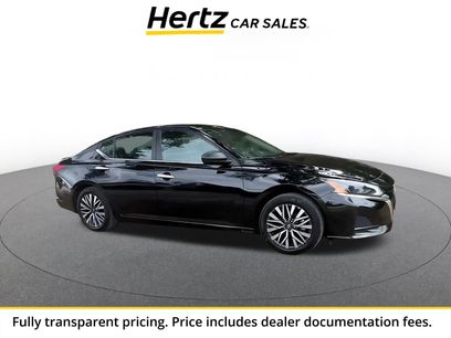Used 2025 Nissan Altima 2.5 SV