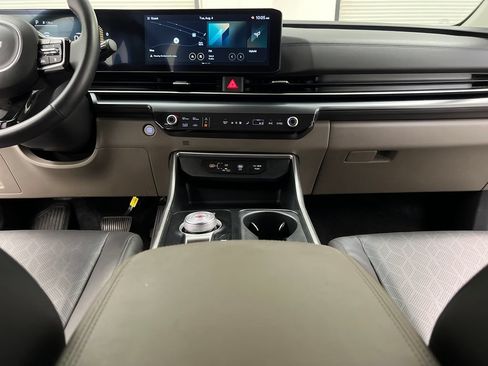 Used 2026 Kia Carnival LXS FWD image 52