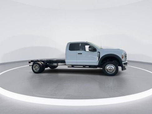 New 2026 Ford F450 XL w/ XL Chrome Package AWD/4WD image 2