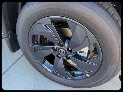 New 2026 Nissan Rogue SV w/ Cold Weather Package FWD image 9