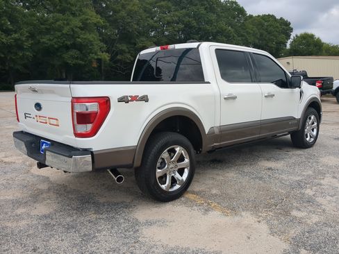 Certified 2022 Ford F150 Lariat w/ Max Trailer Tow Package AWD/4WD image 3