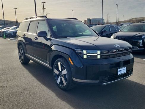 Certified 2025 Hyundai Santa Fe Limited image 7