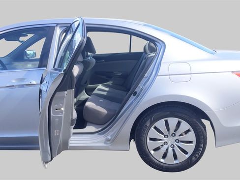 Used 2010 Honda Accord LX image 30