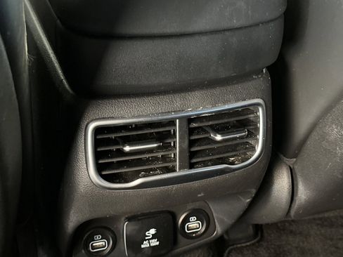 Used 2023 Hyundai Santa Fe Calligraphy image 42