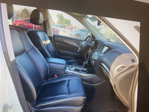 Used 2019 INFINITI QX60 Pure image 16