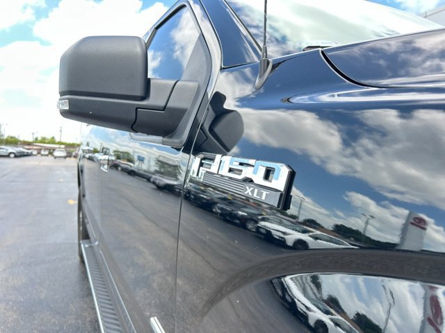 Used 2016 Ford F150 XLT w/ Equipment Group 302A Luxury AWD/4WD image 14