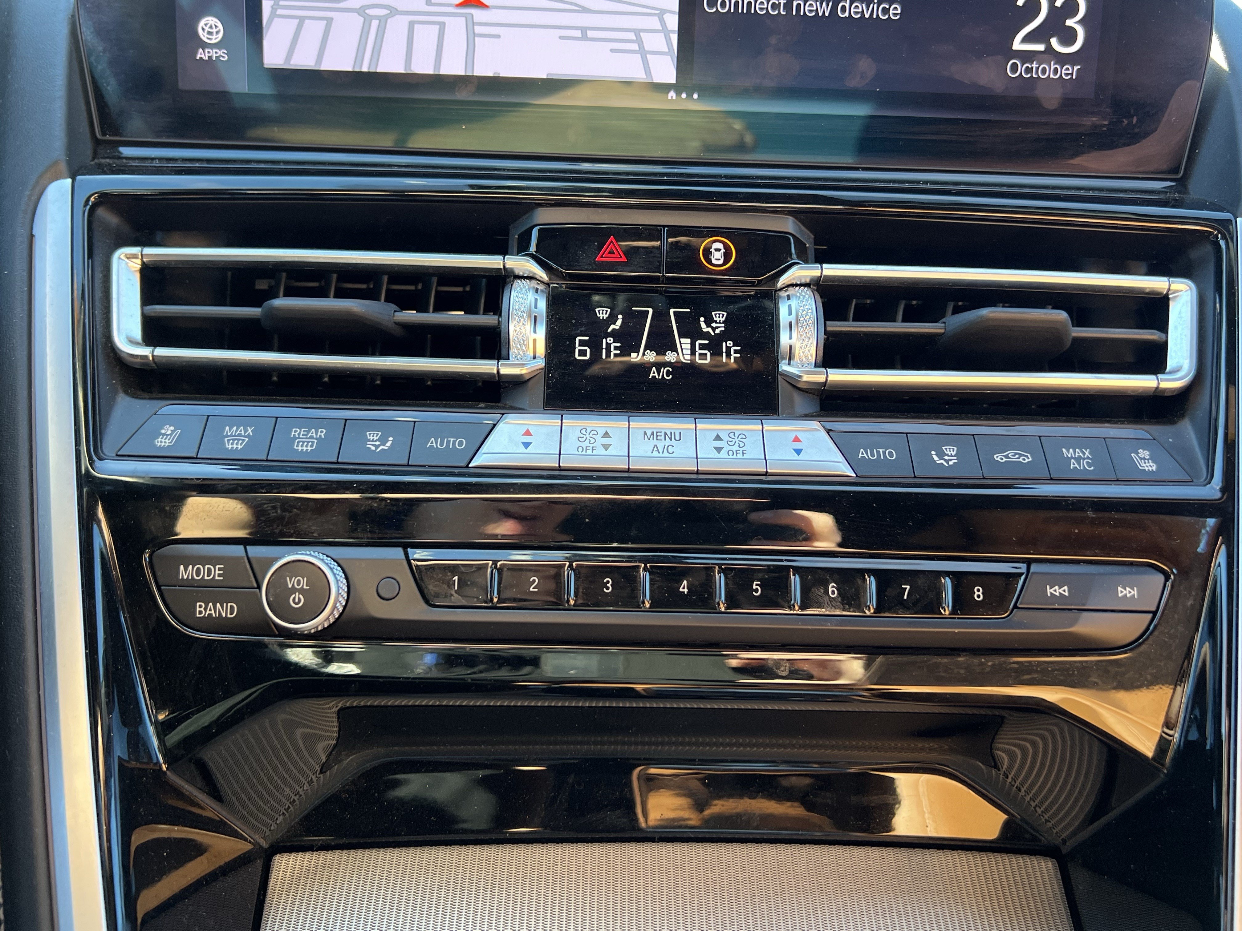 Certified 2024 BMW 840i xDrive Convertible AWD/4WD image 30