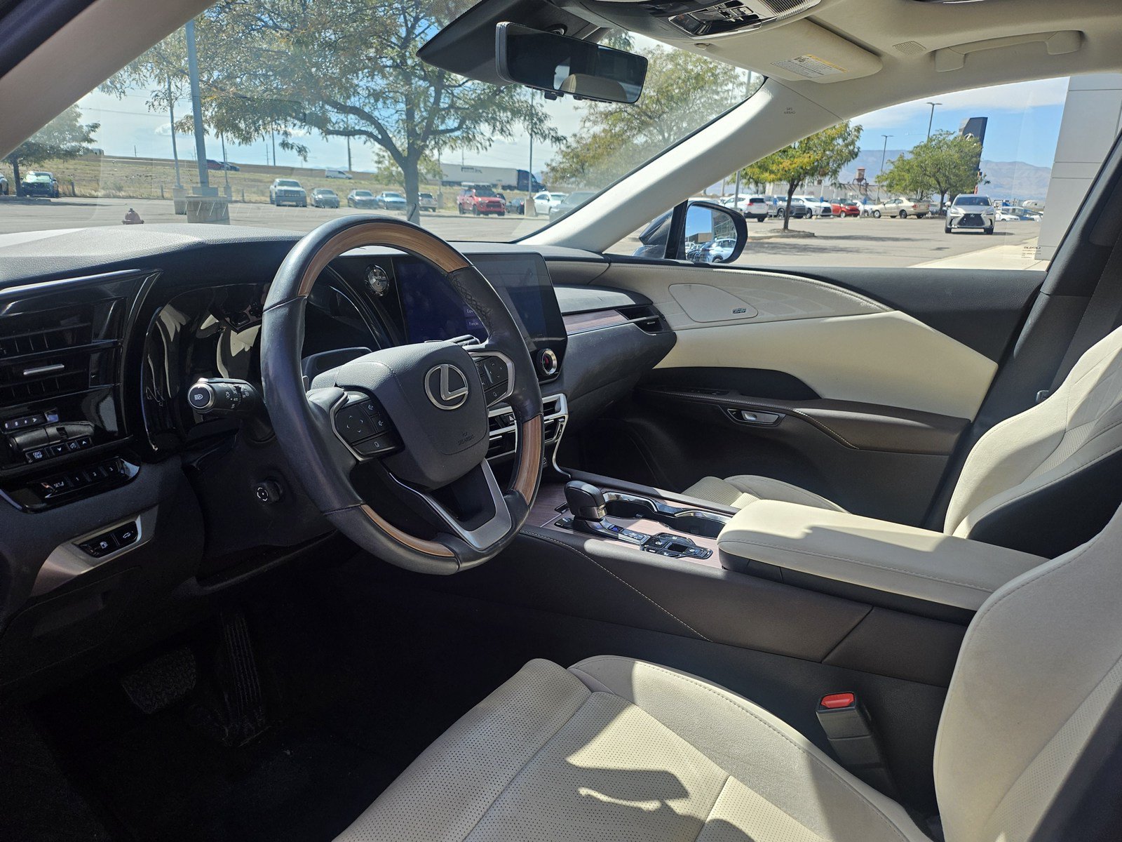Used 2024 Lexus RX 350 w/ Convenience Package AWD/4WD image 10