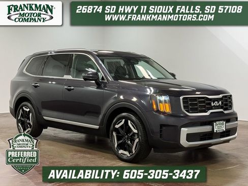 Used 2025 Kia Telluride S AWD/4WD image 1