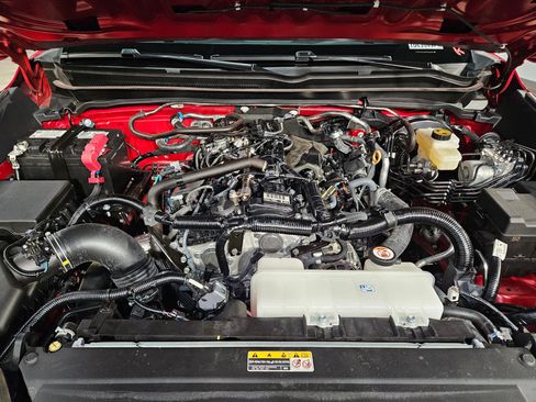 Certified 2025 Toyota Tacoma SR5 AWD/4WD image 19