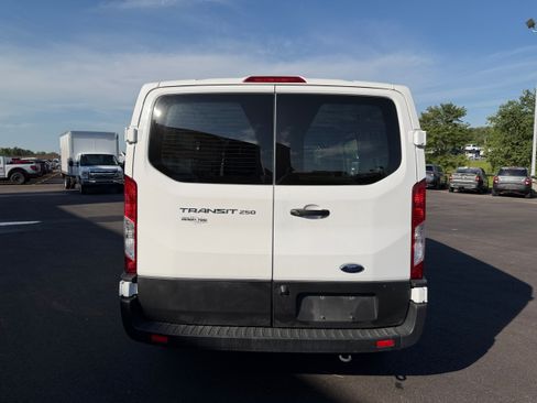 Used 2024 Ford Transit 250 Low Roof w/ Exterior Upgrade Package RWD image 7