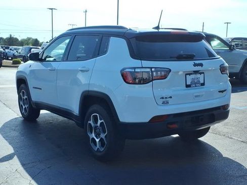 Used 2022 Jeep Compass Trailhawk w/ Trailhawk Convenience Group AWD/4WD image 5