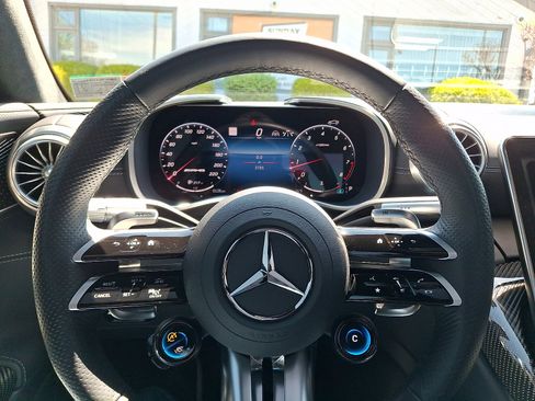 Used 2025 Mercedes-Benz AMG GT 63 image 17