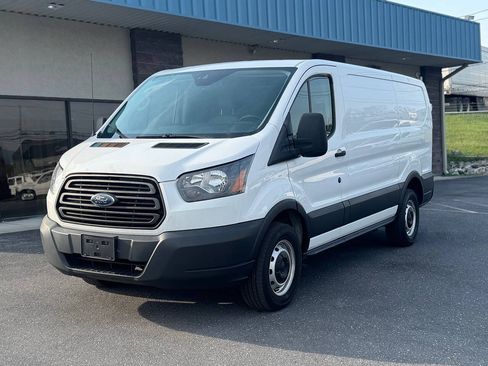 Used 2019 Ford Transit 250 130 Low Roof RWD image 2