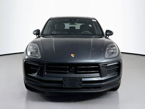 Used 2023 Porsche Macan w/ Premium Package Plus AWD/4WD image 2
