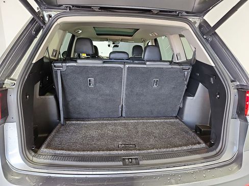 Certified 2023 Volkswagen Atlas SE w/ Panoramic Sunroof Package AWD/4WD image 12