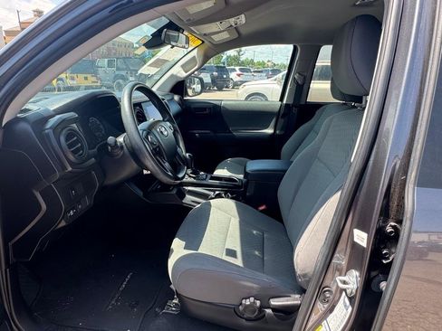 Used 2021 Toyota Tacoma SR w/ SR Convenience Package RWD image 11