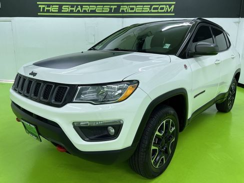Used 2020 Jeep Compass Trailhawk AWD/4WD image 5
