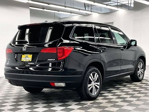 Used 2017 Honda Pilot EX-L image 12