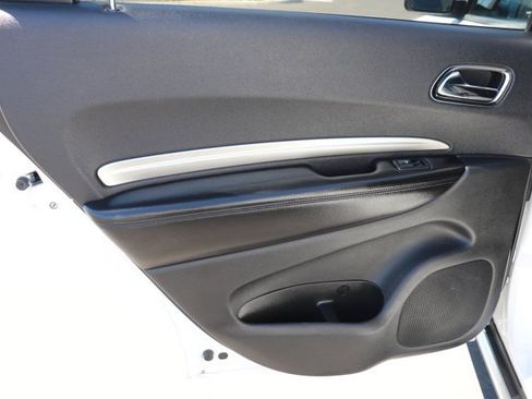 Used 2016 Dodge Durango SXT RWD image 13
