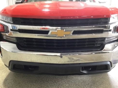 Used 2019 Chevrolet Silverado 1500 LT w/ All-Star Edition image 29