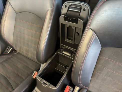 Used 2024 Mitsubishi Outlander Sport SE image 21