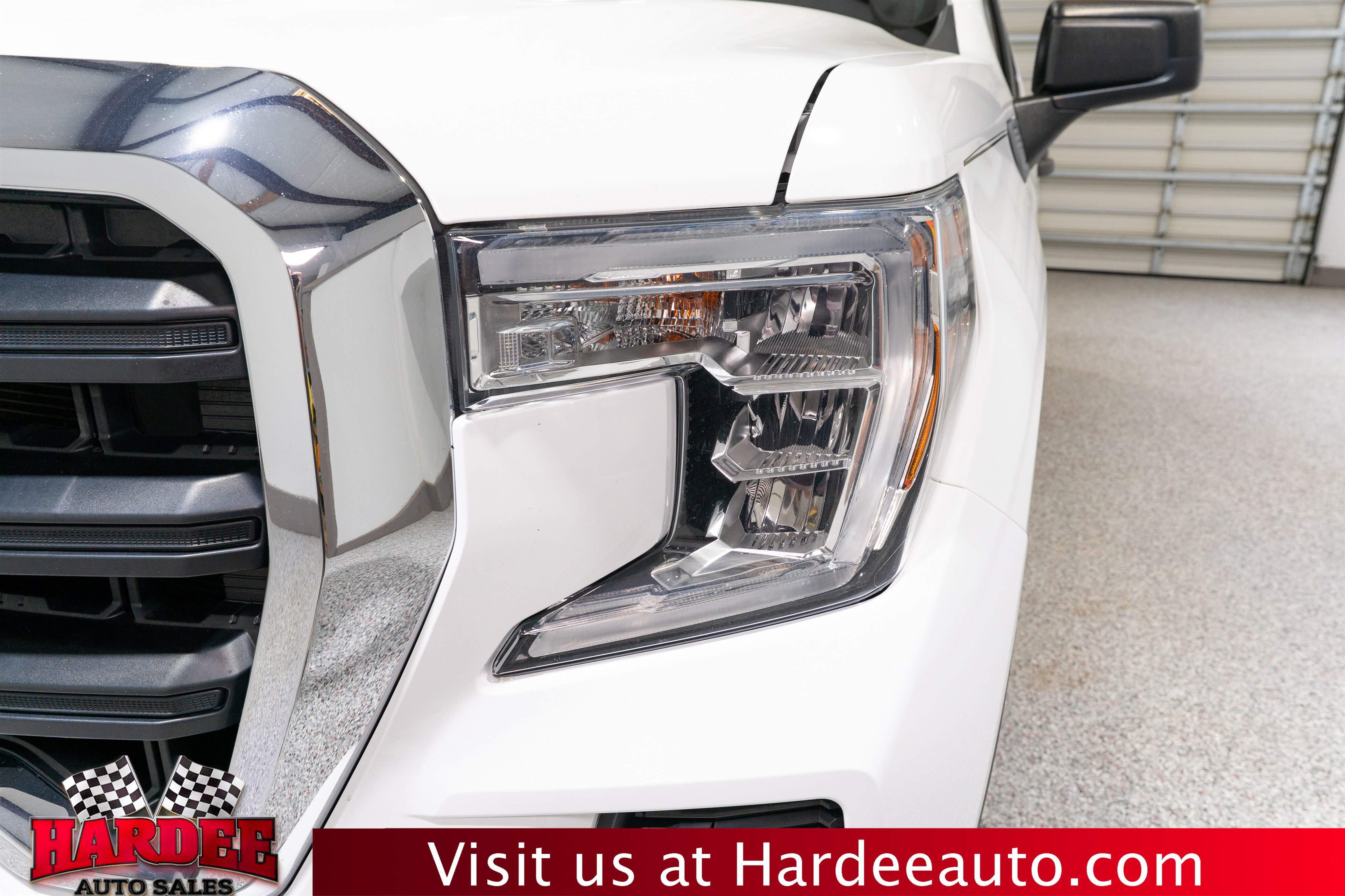 Used 2020 GMC Sierra 1500 4x4 Crew Cab w/ Sierra Value Package image 8