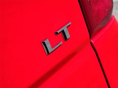 Used 2023 Chevrolet Silverado 1500 LT image 12