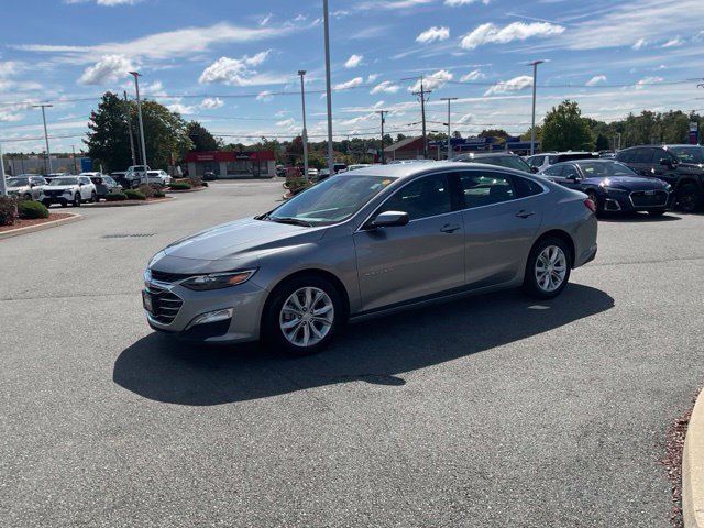 Used 2025 Chevrolet Malibu LT FWD image 1