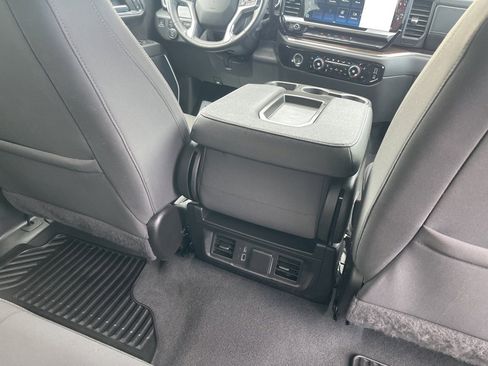 Used 2023 Chevrolet Silverado 1500 LT image 21