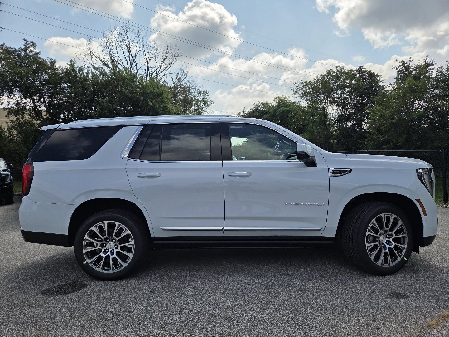 New 2026 GMC Yukon Denali w/ Sun & Power Step Package AWD/4WD image 22