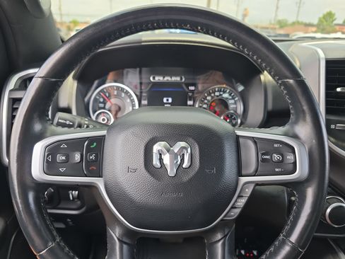Used 2023 RAM 1500 Big Horn AWD/4WD image 18